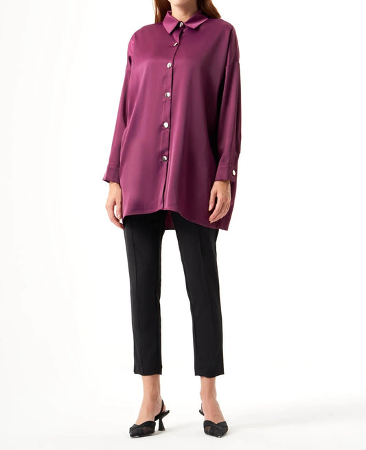 Blouse with metal buttons